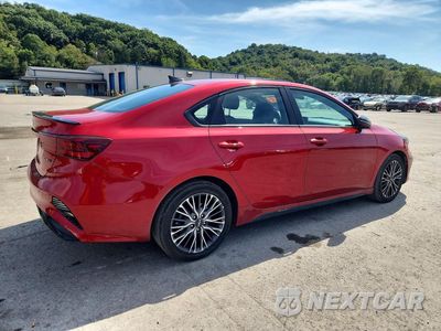 Trzecie zdjęcie samochodu z tyłu: 2024 KIA FORTE GT LINE VIN:3KPF54AD4RE748291 - miniatura