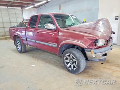 Czwarte zdjęcie samochodu z boku: 2001 TOYOTA TUNDRA SR5 VIN:5TBRT34121S161069 - miniatura