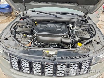 Zdjęcie 12 z 13 samochodu: 2020 JEEP GRAND CHEROKEE LAREDO VIN:1C4RJEAGXLC379590 - miniatura