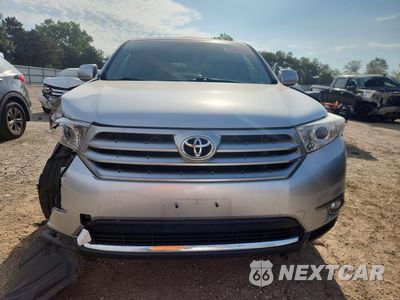 Piąte zdjęcie samochodu w środku: 2011 TOYOTA HIGHLANDER SE VIN:5TDBK3EHXBS048804 - miniatura