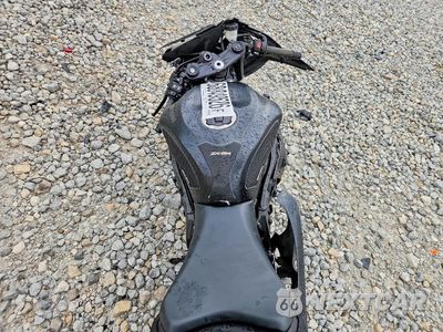 Zdjęcie 6 z 8 samochodu: 2024 KAWASAKI ZX636 K VIN:JKBZXJJ10RA000982 - miniatura