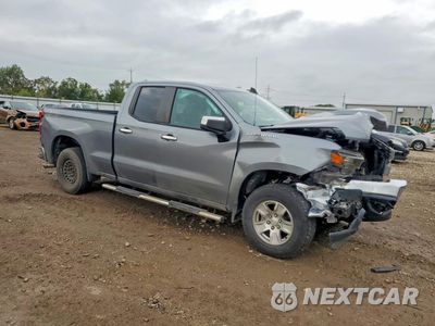 Czwarte zdjęcie samochodu z boku: 2021 CHEVROLET SILVERADO K1500 CUSTOM VIN:1GCRYBEH7MZ141644 - miniatura