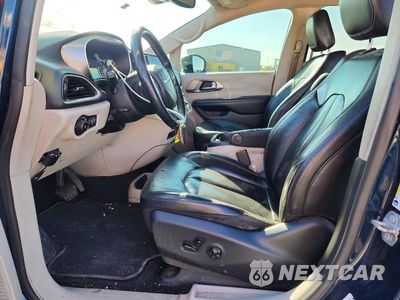 Zdjęcie 7 z 13 samochodu: 2022 CHRYSLER PACIFICA TOURING L VIN:2C4RC1BG6NR128500 - miniatura