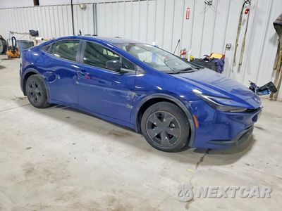 Czwarte zdjęcie samochodu z boku: 2026 TOYOTA PRIUS LE VIN:JTDACAAU5T3067764 - miniatura