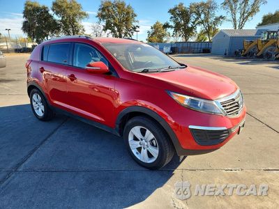 Czwarte zdjęcie samochodu z boku: 2011 KIA SPORTAGE LX VIN:KNDPB3A24B7085445 - miniatura