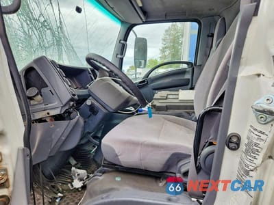 Zdjęcie 7 z 13 samochodu: 2016 ISUZU NPR HD VIN:JALC4W160G7004430 - miniatura