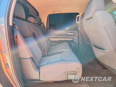Zdjęcie 10 z 12 samochodu: 2017 TOYOTA TUNDRA SR5 VIN:5TFDW5F15HX604417 - miniatura