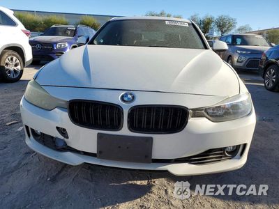 Piąte zdjęcie samochodu w środku: 2012 BMW 328 I VIN:WBA3A5C55CF342203 - miniatura