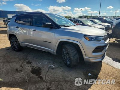Czwarte zdjęcie samochodu z boku: 2022 JEEP COMPASS LIMITED VIN:3C4NJDCBXNT148125 - miniatura