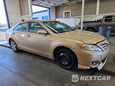 Czwarte zdjęcie samochodu z boku: 2010 TOYOTA CAMRY LE VIN:4T1BF3EK8AU022076 - miniatura