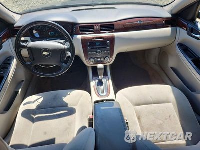 Zdjęcie 8 z 12 samochodu: 2010 CHEVROLET IMPALA LT VIN:2G1WB5EK7A1189126 - miniatura
