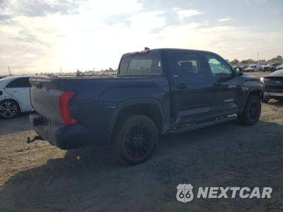 Trzecie zdjęcie samochodu z tyłu: 2022 TOYOTA TUNDRA SR5 VIN:5TFLA5DB7NX016682 - miniatura