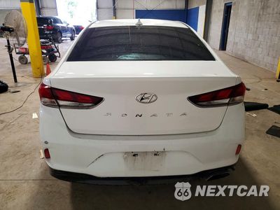 Zdjęcie 6 z 12 samochodu: 2019 HYUNDAI SONATA SEL VIN:5NPE34AF8KH741400 - miniatura
