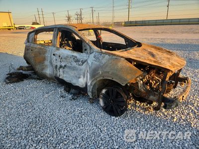 Czwarte zdjęcie samochodu z boku: 2019 KIA SPORTAGE LX VIN:KNDPM3AC9K7623351 - miniatura
