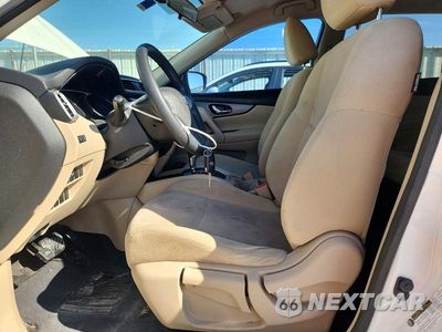 Zdjęcie 7 z 14 samochodu: 2016 NISSAN ROGUE S VIN:JN8AT2MT0GW025665 - miniatura