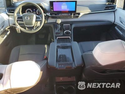 Zdjęcie 8 z 14 samochodu: 2026 TOYOTA SIENNA XSE VIN:5TDXRKEC4TS323679 - miniatura