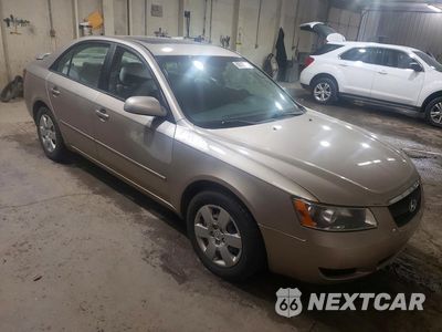 Czwarte zdjęcie samochodu z boku: 2008 HYUNDAI SONATA GLS VIN:5NPET46C48H385082 - miniatura
