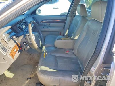 Zdjęcie 7 z 12 samochodu: 2010 MERCURY G.MARQ 4D LS VIN:2MEBM7FV5AX633829 - miniatura