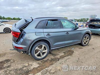 Trzecie zdjęcie samochodu z tyłu: 2020 AUDI Q5 TITANIUM PREMIUM PLUS VIN:WA1ENAFYXL2081912 - miniatura