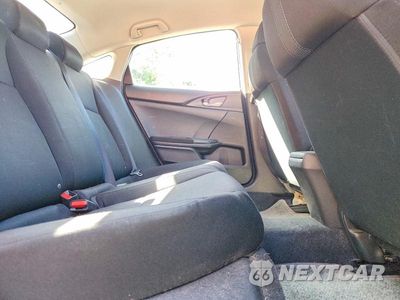 Zdjęcie 10 z 13 samochodu: 2017 HONDA CIVIC LX VIN:19XFC2E51HE002358 - miniatura