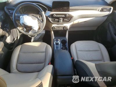 Zdjęcie 8 z 13 samochodu: 2020 FORD ESCAPE SEL VIN:1FMCU0H64LUC24861 - miniatura