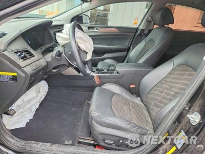 Zdjęcie 7 z 12 samochodu: 2017 HYUNDAI SONATA SPORT VIN:5NPE34AF3HH500126 - miniatura