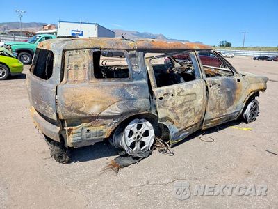 Trzecie zdjęcie samochodu z tyłu: 2024 HYUNDAI SANTA FE SEL VIN:5NMP2DGLXRH027851 - miniatura