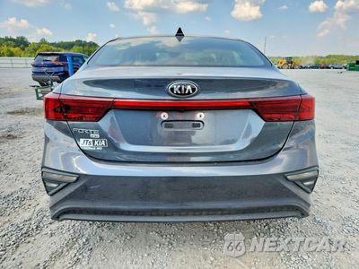 Zdjęcie 6 z 12 samochodu: 2021 KIA FORTE FE VIN:3KPF24ADXME328150 - miniatura