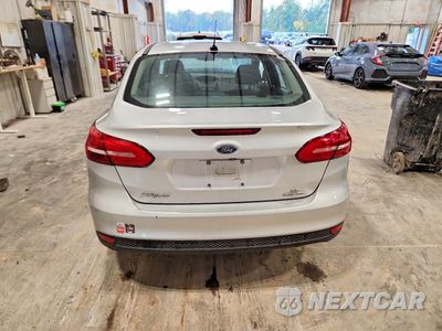 Zdjęcie 6 z 13 samochodu: 2015 FORD FOCUS SE VIN:1FADP3F21FL313191 - miniatura