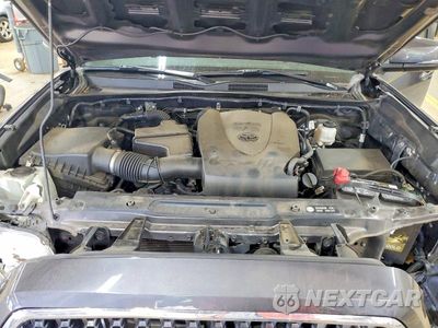 Zdjęcie 11 z 12 samochodu: 2018 TOYOTA TACOMA TRD SPORT VIN:5TFCZ5AN3JX162594 - miniatura