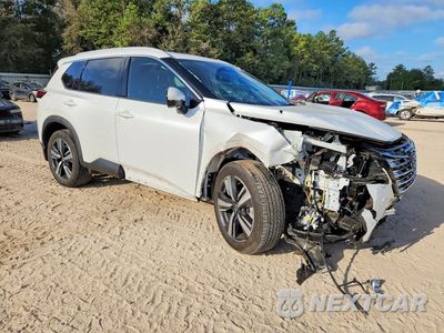 Czwarte zdjęcie samochodu z boku: 2024 NISSAN ROGUE SL VIN:5N1BT3CA7RC722370 - miniatura