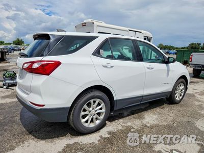 Trzecie zdjęcie samochodu z tyłu: 2018 CHEVROLET EQUINOX LS VIN:2GNAXHEV9J6269178 - miniatura