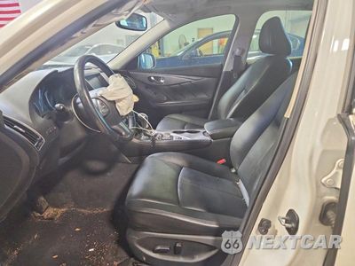 Zdjęcie 7 z 12 samochodu: 2015 INFINITI Q50 PREMIUM VIN:JN1BV7AR0FM423956 - miniatura