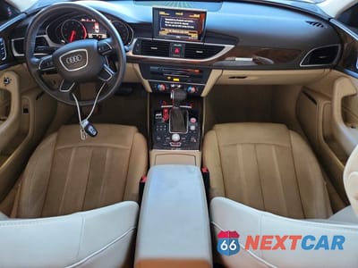 Zdjęcie 8 z 12 samochodu: 2012 AUDI A6 VIN:WAUBGAFC7CN032038 - miniatura