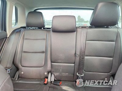 Zdjęcie 10 z 13 samochodu: 2016 VOLKSWAGEN TIGUAN S VIN:WVGAV7AX0GW578838 - miniatura