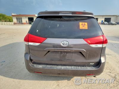 Zdjęcie 6 z 13 samochodu: 2012 TOYOTA SIENNA XLE 8-PASSENGER VIN:5TDYK3DC8CS268234 - miniatura