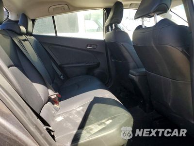 Zdjęcie 10 z 13 samochodu: 2016 TOYOTA PRIUS FOUR VIN:JTDKARFU4G3518612 - miniatura