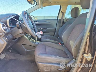 Zdjęcie 7 z 13 samochodu: 2019 CHEVROLET SONIC LT VIN:1G1JD5SB2K4112582 - miniatura