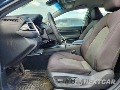 Zdjęcie 7 z 12 samochodu: 2018 TOYOTA CAMRY LE VIN:4T1B11HK6JU614445 - miniatura