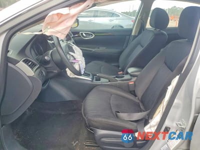 Zdjęcie 7 z 12 samochodu: 2019 NISSAN SENTRA SV VIN:3N1AB7AP9KY211891 - miniatura