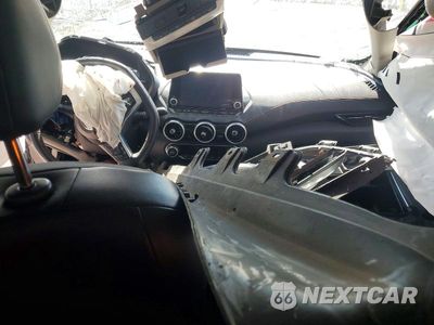 Zdjęcie 8 z 12 samochodu: 2021 NISSAN SENTRA SR VIN:3N1AB8DV3MY204955 - miniatura