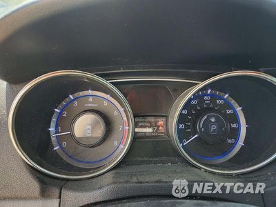 Zdjęcie 9 z 12 samochodu: 2013 HYUNDAI SONATA LIMITED VIN:5NPEC4AC0DH583515 - miniatura
