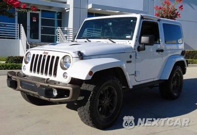 Drugie zdjęcie samochodu z przodu: 2016 JEEP WRANGLER SAHARA VIN:1C4AJWBG4GL259419 - miniatura