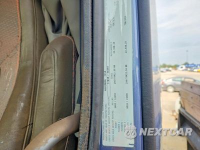 Zdjęcie 13 z 14 samochodu: 2019 VOLVO VNL SEMI TRUCK VIN:4V4NC9EH1KN873444 - miniatura