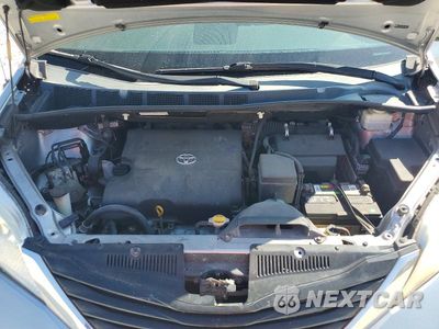 Zdjęcie 12 z 13 samochodu: 2011 TOYOTA SIENNA LE VIN:5TDKK3DC7BS149255 - miniatura
