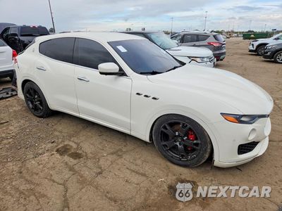 Czwarte zdjęcie samochodu z boku: 2019 MASERATI LEVANTE VIN:ZN661XUA7KX318693 - miniatura