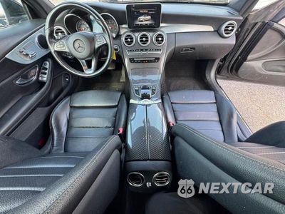 Zdjęcie 9 z 10 samochodu: 2017 MERCEDES-BENZ C 300 4MATIC VIN:WDDWK4KB4HF430400 - miniatura