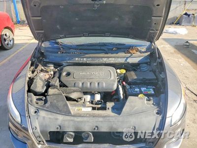 Zdjęcie 12 z 13 samochodu: 2015 JEEP CHEROKEE LATITUDE VIN:1C4PJLCB3FW690133 - miniatura