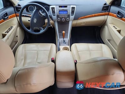 Zdjęcie 8 z 12 samochodu: 2009 HYUNDAI SONATA GLS VIN:5NPET46C19H505602 - miniatura