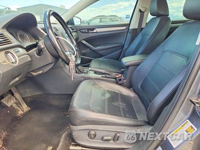 Zdjęcie 7 z 12 samochodu: 2014 VOLKSWAGEN PASSAT SE VIN:1VWBN7A32EC049053 - miniatura